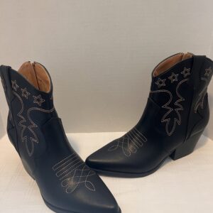 Black Cowboy Boots